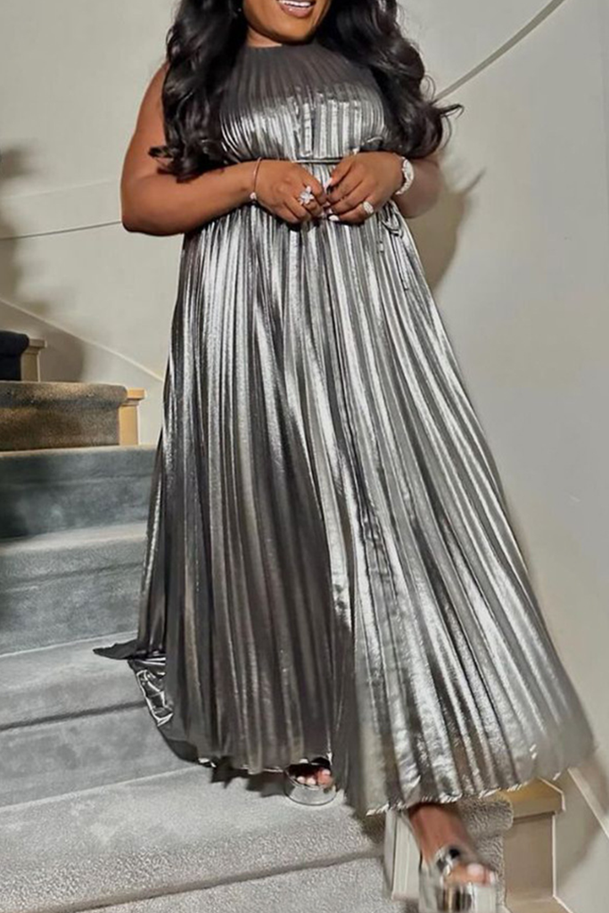 Elegant Solid Color Strap Design Pleated O Neck Long Plus Size Dresses